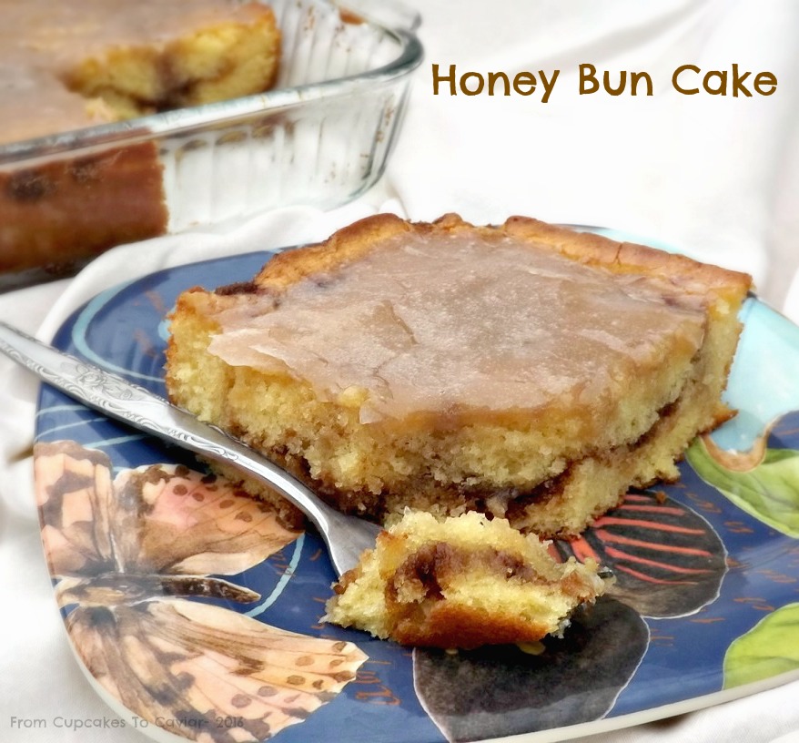 https://www.fromcupcakestocaviar.com/wp-content/uploads/2016/05/Honey-Bun-Cake.jpg